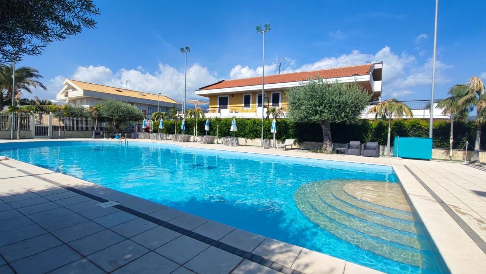 Le Ville Della Contea -Vacation Rentals Mascali Dış mekan fotoğraf