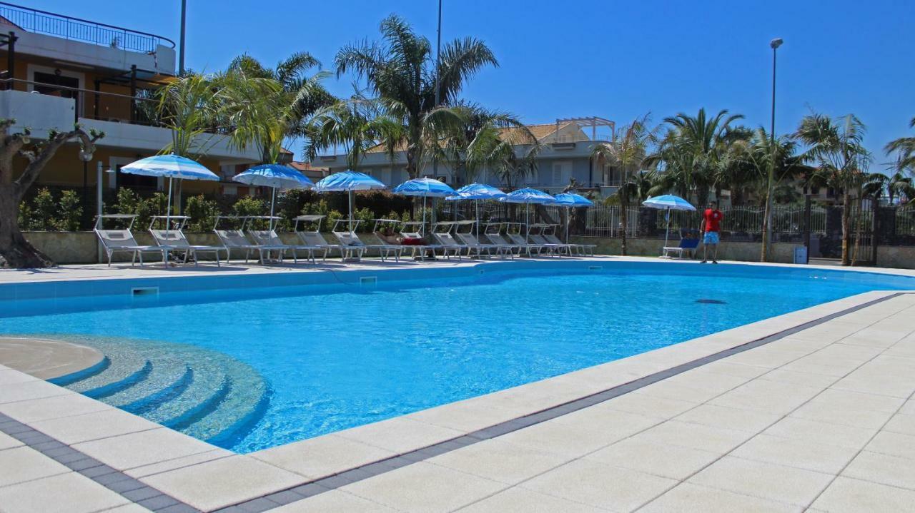Le Ville Della Contea -Vacation Rentals Mascali Dış mekan fotoğraf